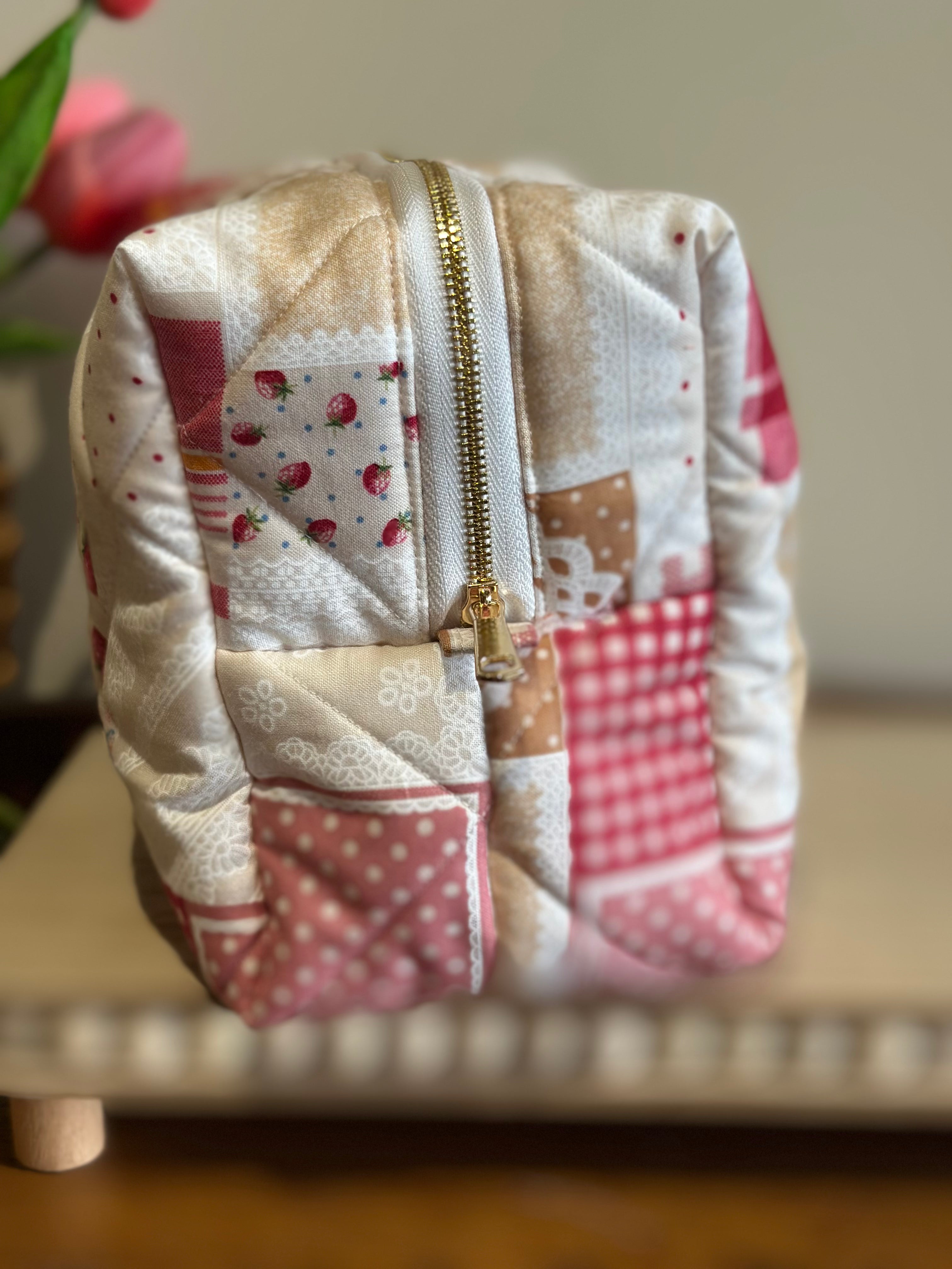The Carryall - Pink cottage Core