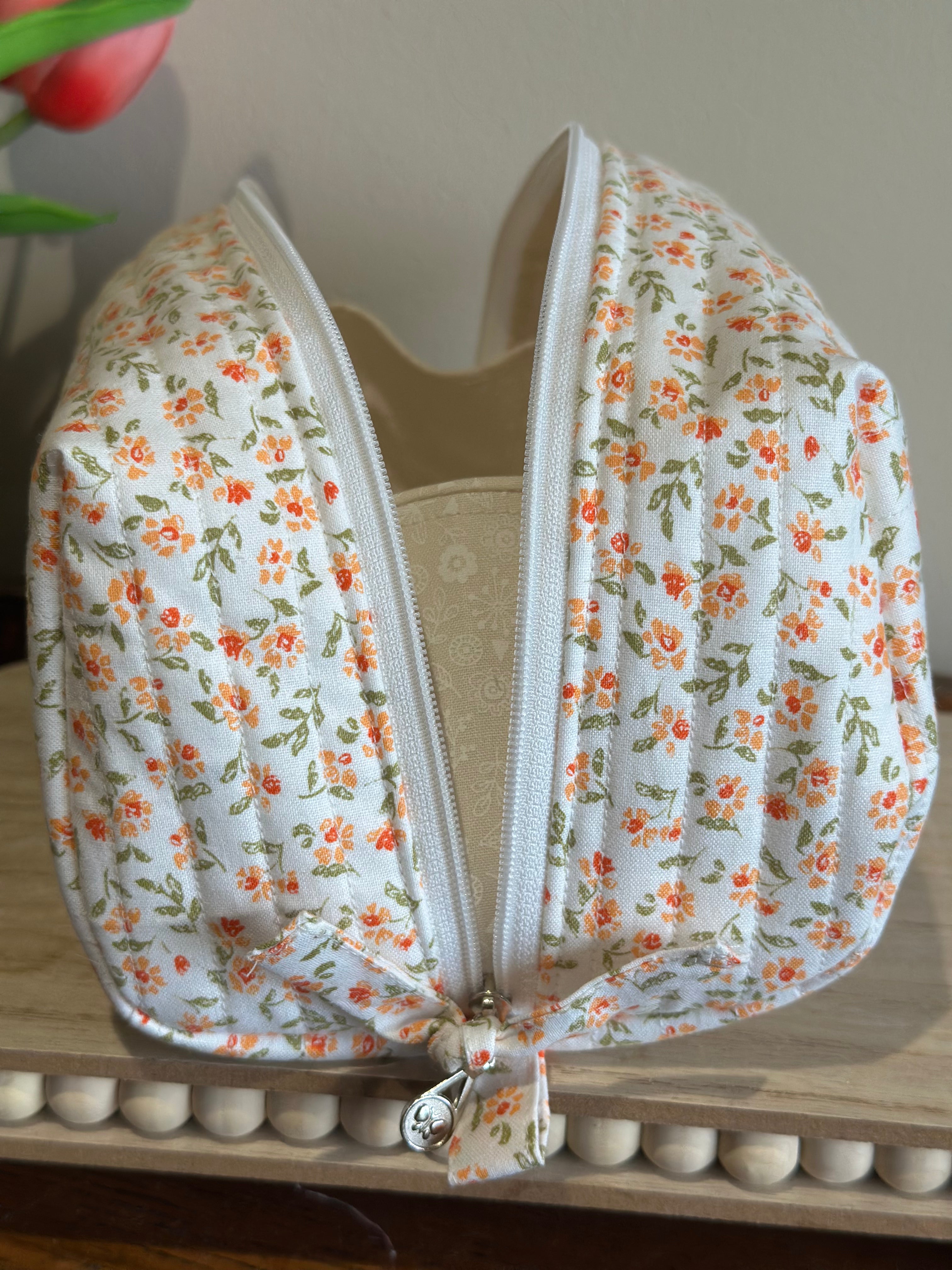The Beauty Case - Orange micro floral