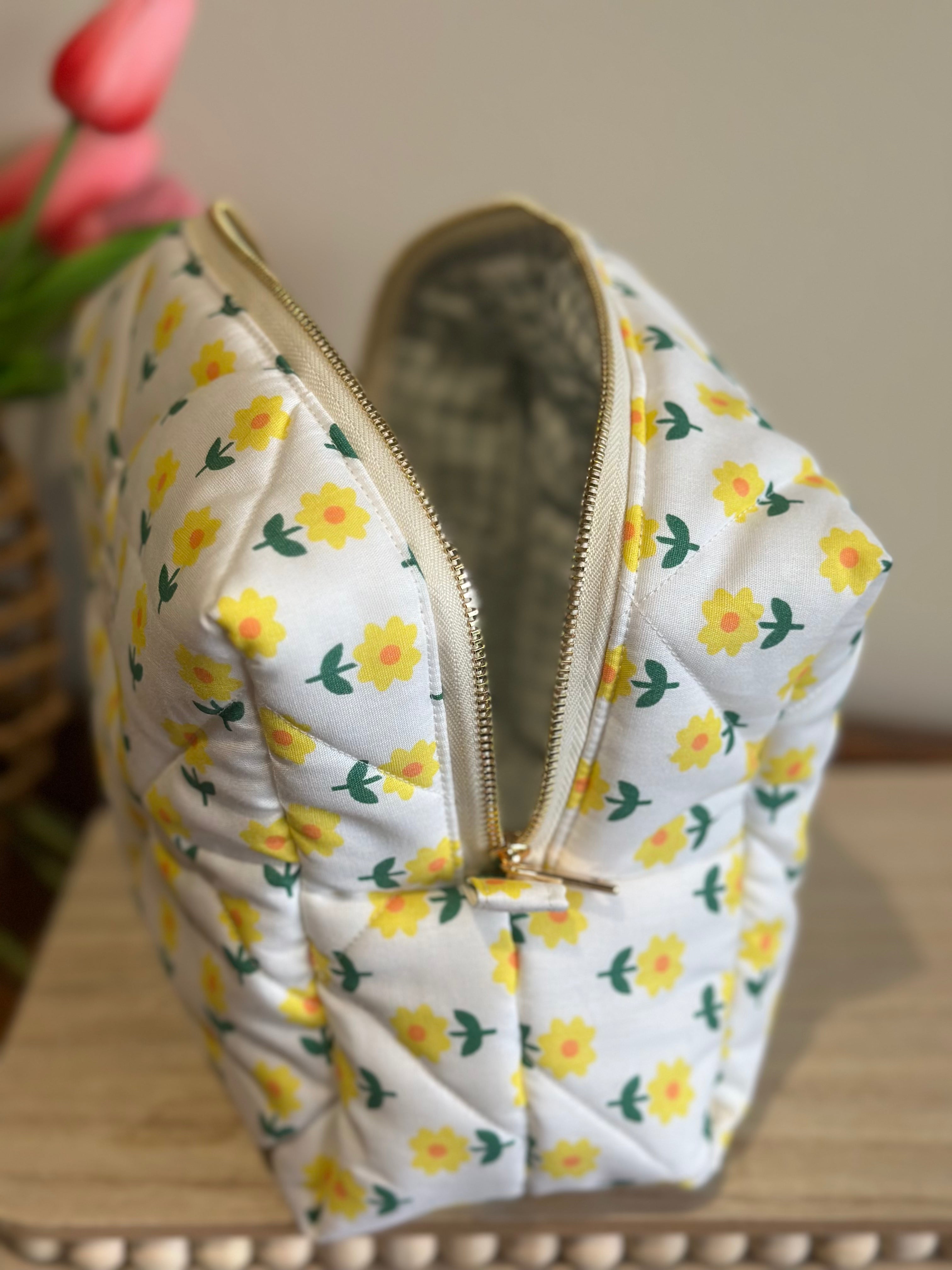 The Carryall - Yellow Daisy