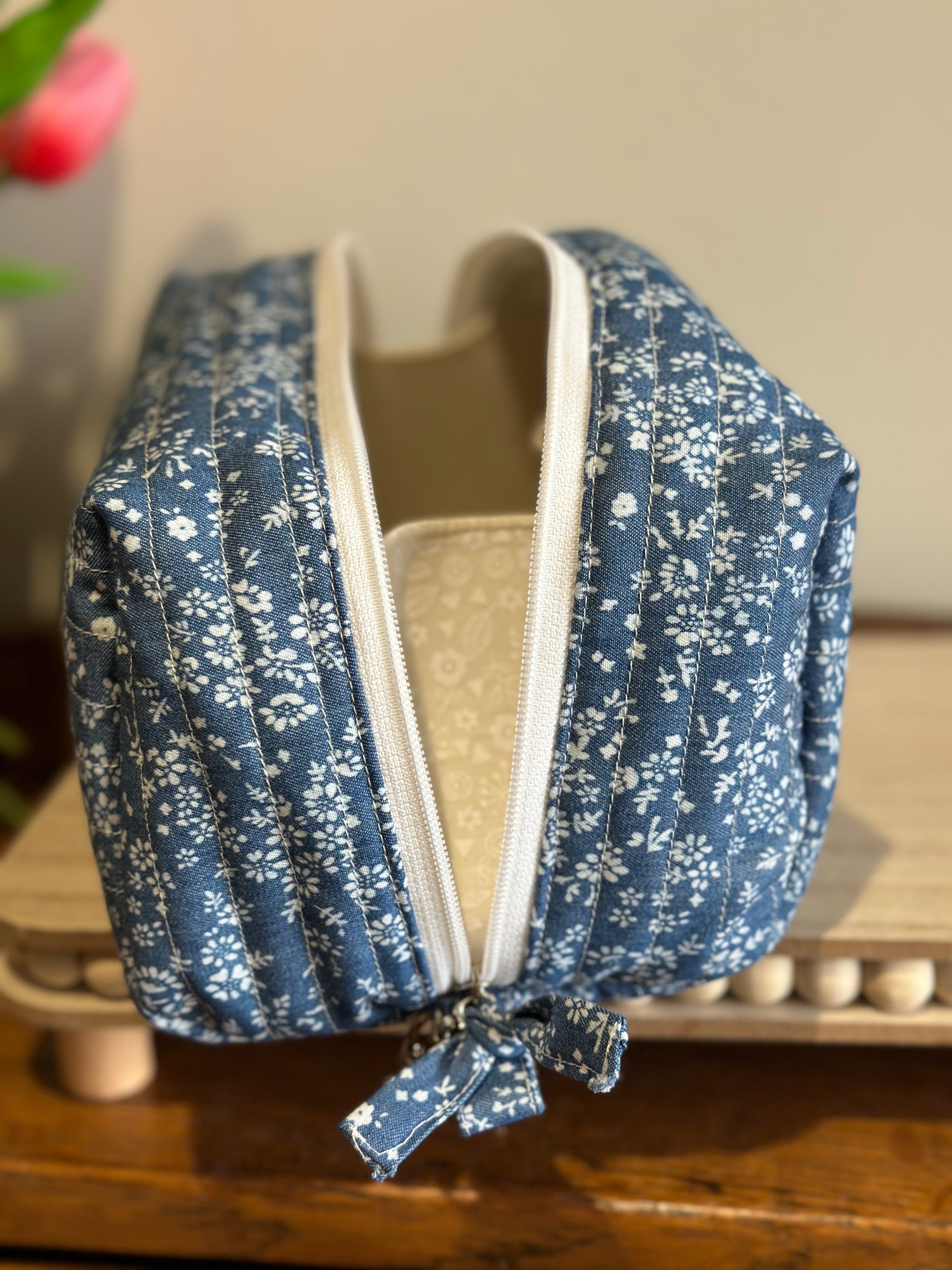The Beauty Case - Blue Denim