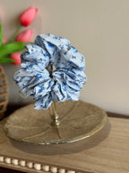 The Everyday Scrunchie - Vintage Blue Floral