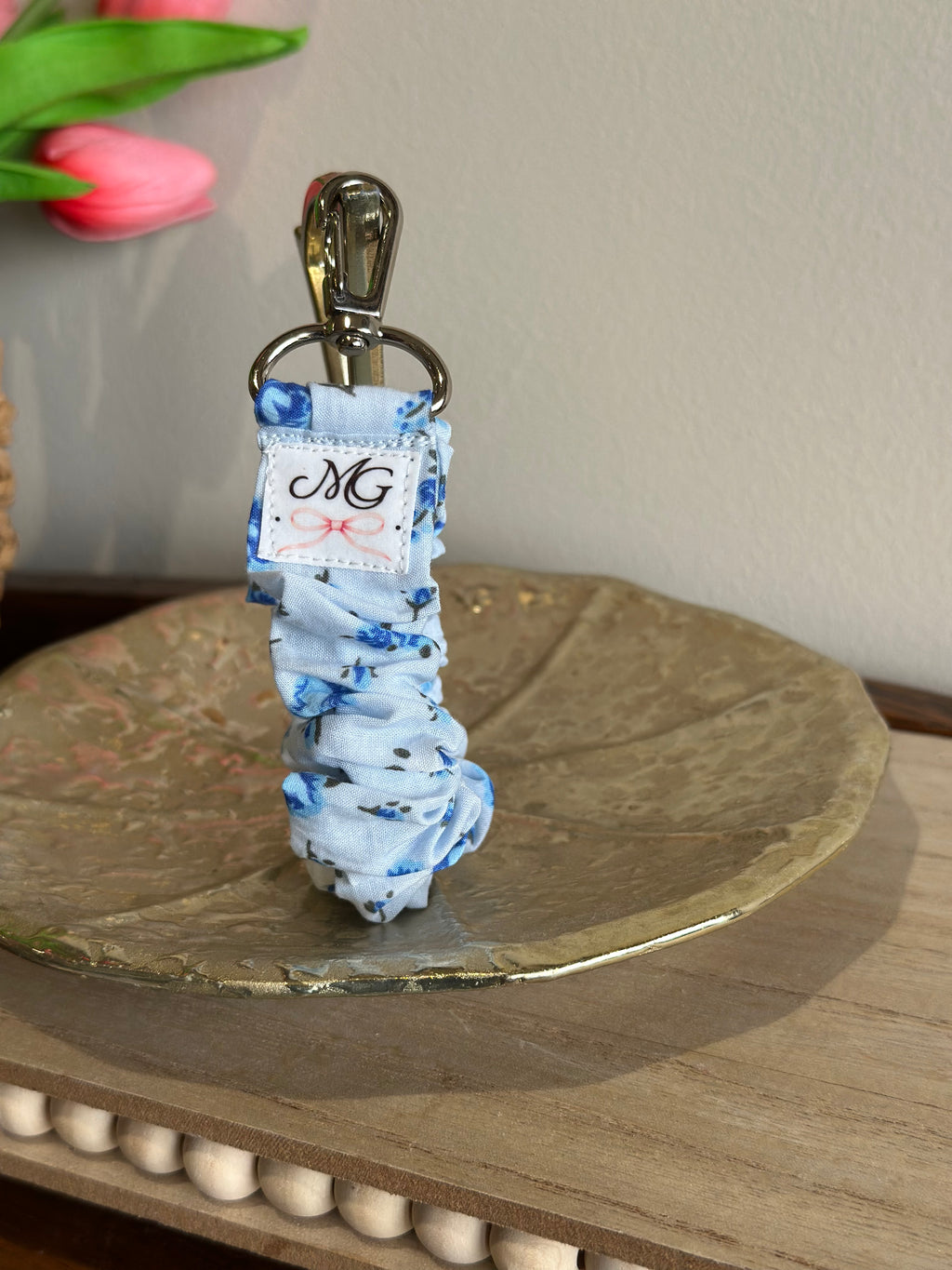 The Keepsake Wristlet - Blue Floral