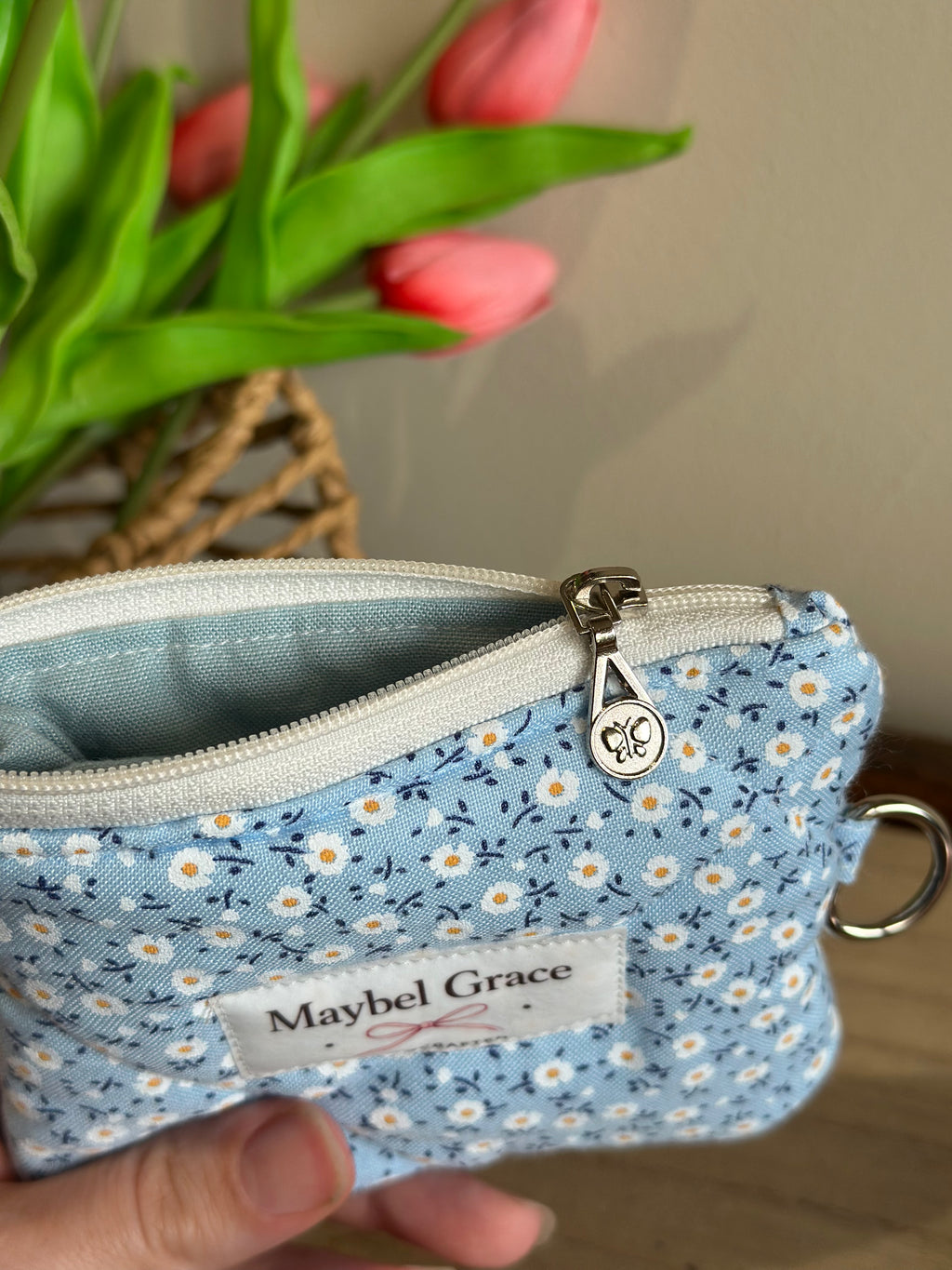 The Keepsake Wallet - Blue Daisy