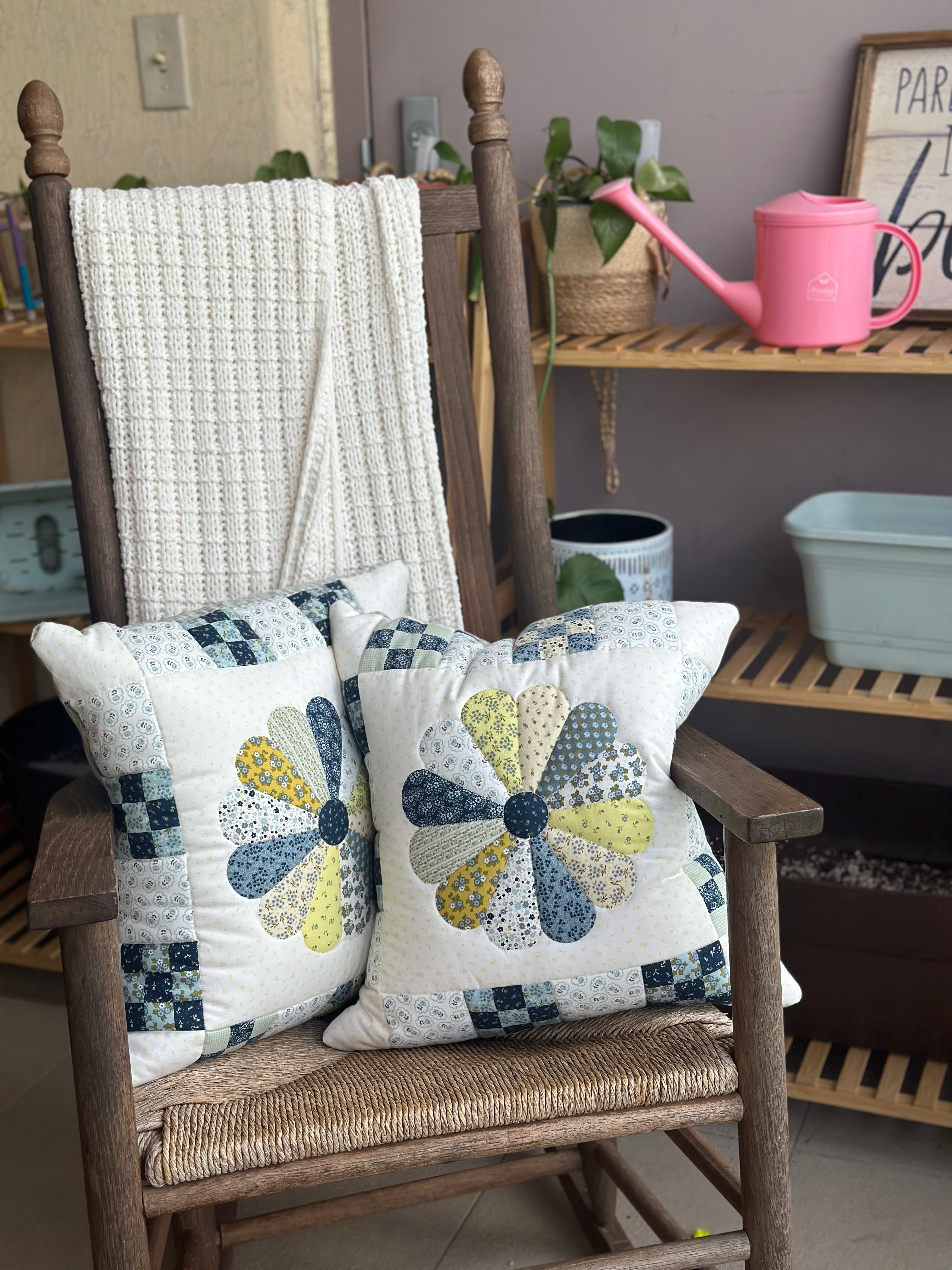 The Heirloom Pillow - Cottage Dresden