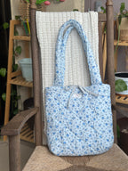 The Market Tote - Blue Floral