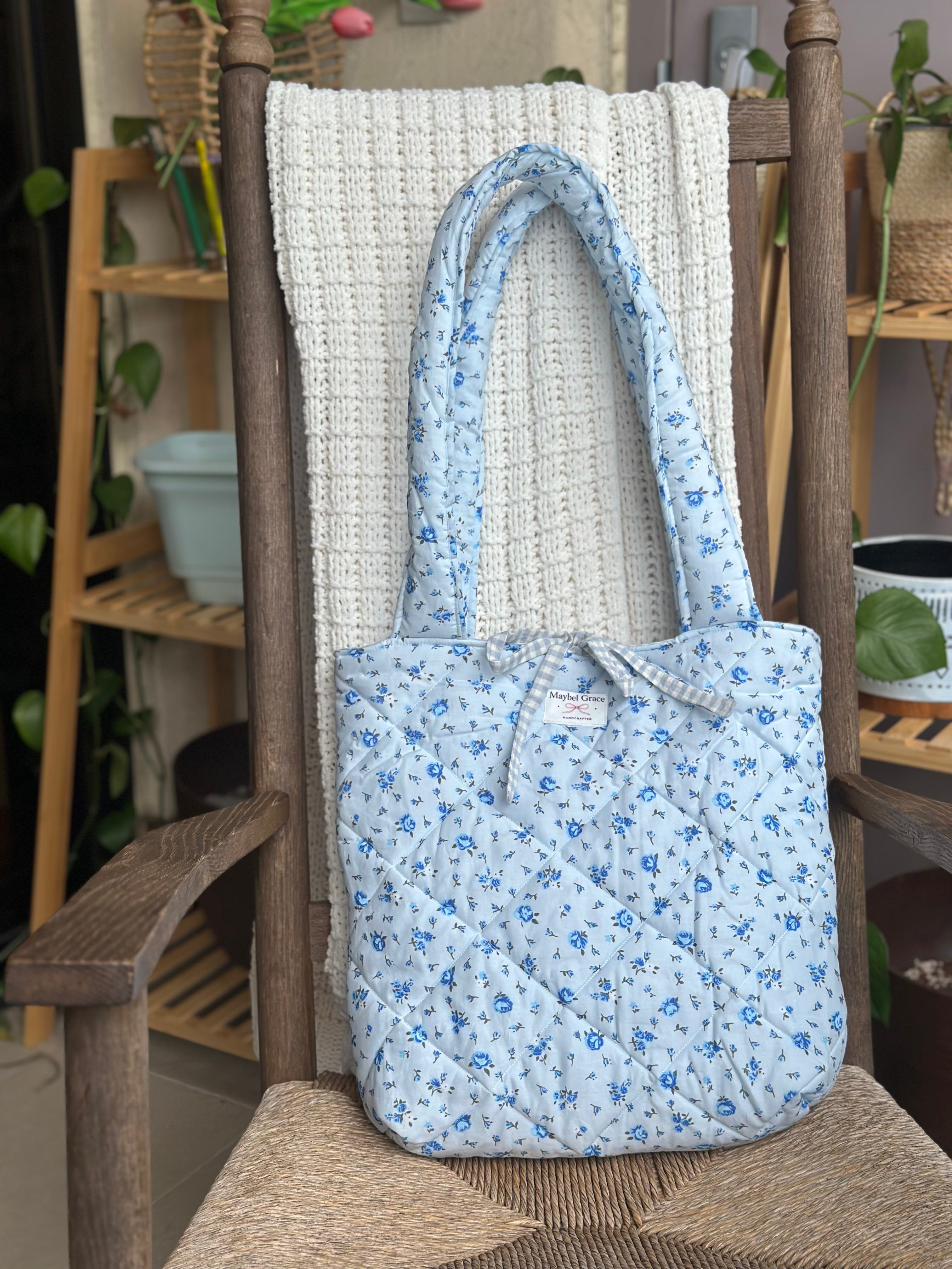 The Market Tote - Blue Floral